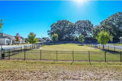 2562 Rathburn Circle, Loganville, GA 30052 - Photo 37