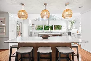 6125 Weatherly Dr, Atlanta, GA 30328 - Photo 3