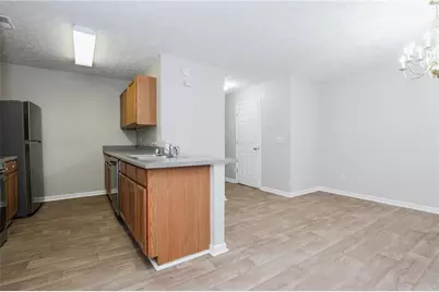 5896 Strathmoor Manor Circle, Lithonia, GA 30058 - Photo 11