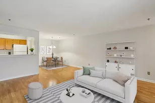 2626 Vinings Central Dr SE, Atlanta, GA 30339 - Photo 9