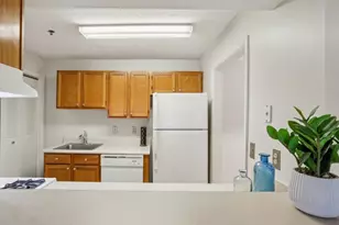 2626 Vinings Central Dr SE, Atlanta, GA 30339 - Photo 15