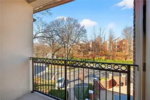 825 Highland Ln NE, Atlanta, GA 30306 - Photo 13