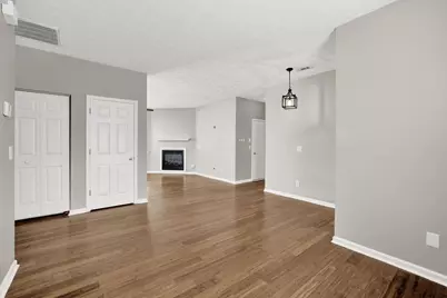 326 Hiawassee Drive, Woodstock, GA 30188 - Photo 11