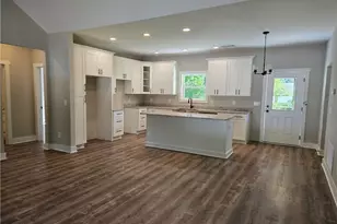 1532 Shoal Creek Church Rd, Lavonia, GA 30553 - Photo 9