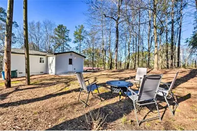 321 Pine Avenue, Commerce, GA 30529 - Photo 5