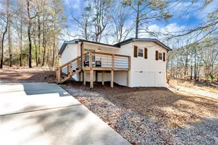 321 Pine Ave, Commerce, GA 30529 - Photo 1