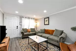 321 Pine Ave, Commerce, GA 30529 - Photo 9