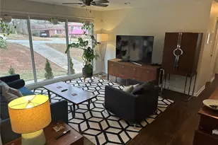 2573 Crestdale Cir SE, Atlanta, GA 30316 - Photo 9