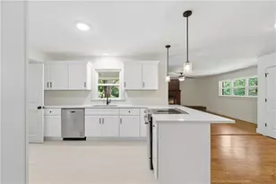 112 Woodland St, Clarkesville, GA 30523 - Photo 7