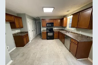 81 Summer Creek Drive, Dallas, GA 30157 - Photo 3