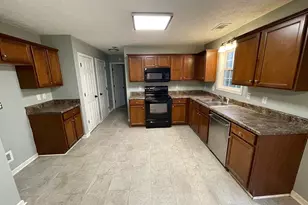 81 Summer Creek Dr, Dallas, GA 30157 - Photo 3