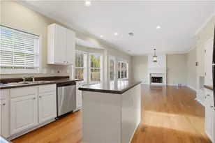 245 Fitzgerald Pl, Atlanta, GA 30349 - Photo 9