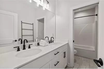 1878 Lucy Compton Lane NW, Atlanta, GA 30318 - Photo 33