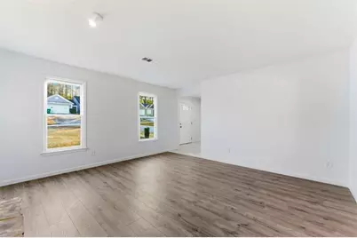 922 Fox Valley Court, Stone Mountain, GA 30088 - Photo 5