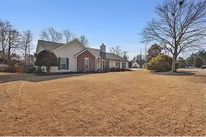 616 Embassy Walk, Winder, GA 30680 - Photo 3