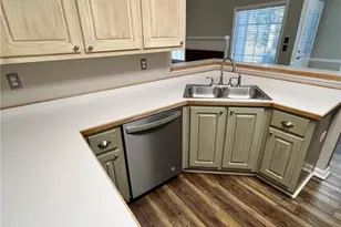 3313 Beech Hollow Ct, Loganville, GA 30052 - Photo 9