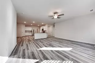 332 Oliver Dr, Locust Grove, GA 30248 - Photo 3