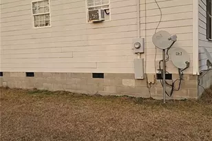 207 Fowler St, Swainsboro, GA 30401 - Photo 37