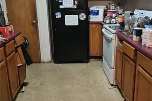 207 Fowler St, Swainsboro, GA 30401 - Photo 3