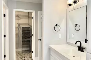 1104 Pine Heights Dr NE, Atlanta, GA 30324 - Photo 13