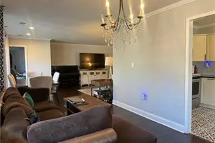 1104 Pine Heights Dr NE, Atlanta, GA 30324 - Photo 7