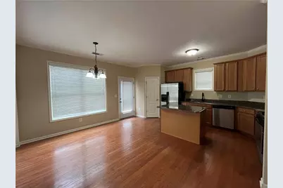 4713 Clarkstone Drive, Flowery Branch, GA 30542 - Photo 3