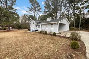 10 King Dr, Carrollton, GA 30116 - Photo 7