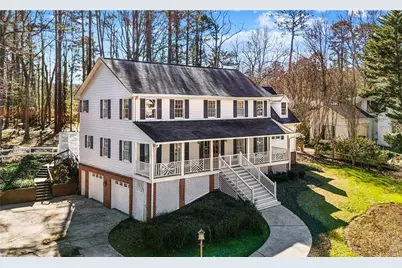 9570 Roberts Drive, Sandy Springs, GA 30350 - Photo 3