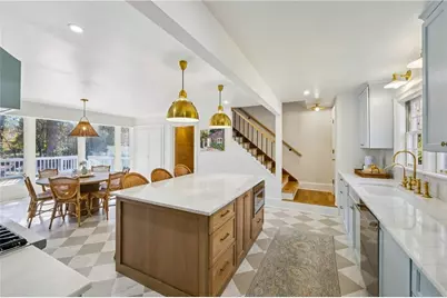 9570 Roberts Drive, Sandy Springs, GA 30350 - Photo 13