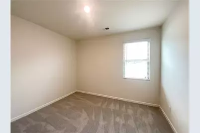 11893 Lovejoy Crossing Boulevard, Hampton, GA 30228 - Photo 13