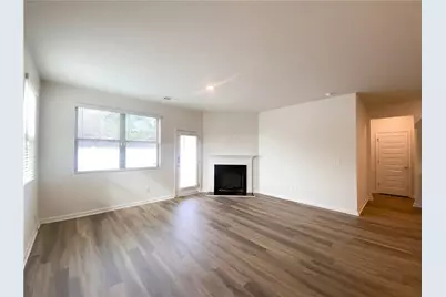 11893 Lovejoy Crossing Boulevard, Hampton, GA 30228 - Photo 3