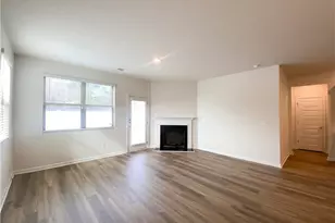 11893 Lovejoy Crossing Blvd, Hampton, GA 30228 - Photo 3