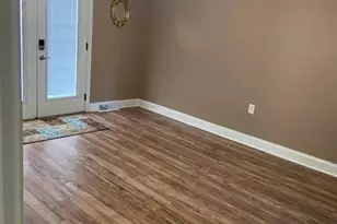 38 Lakeview Dr, Lindale, GA 30147 - Photo 3