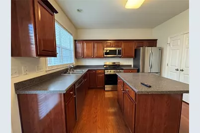 1379 Thornborough Drive, Alpharetta, GA 30004 - Photo 5