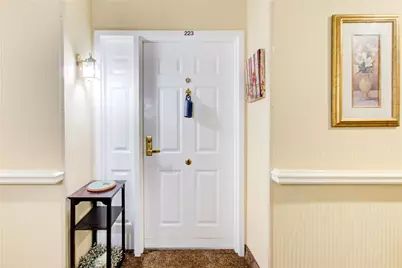 1800 Clairmont Lake #223, Decatur, GA 30033 - Photo 3