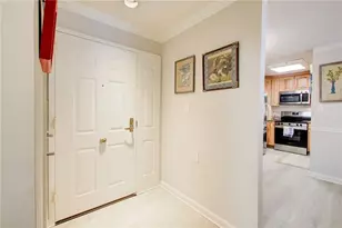 1800 Clairmont Lake, Decatur, GA 30033 - Photo 5