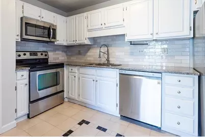 3201 Lenox Road NE #19, Atlanta, GA 30324 - Photo 17