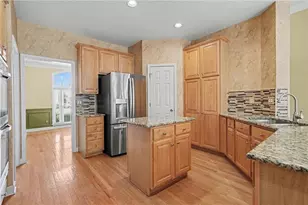 4652 Dandelion Cir NE, Marietta, GA 30067 - Photo 13