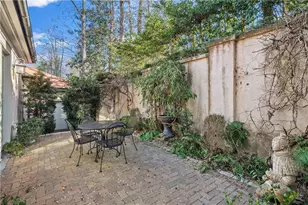 2740 Northside Dr NW, Atlanta, GA 30305 - Photo 11