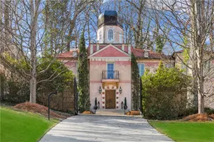 2740 Northside Dr NW, Atlanta, GA 30305 - Photo 1