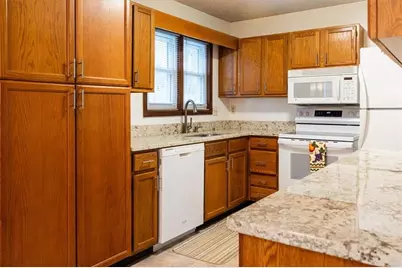 29 Hartley Woods Drive NE, Kennesaw, GA 30144 - Photo 15