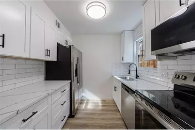 2386 Lawrenceville Highway #G, Decatur, GA 30033 - Photo 15