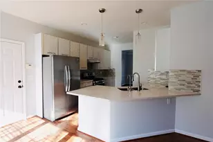 1010 Burycove Ln, Lawrenceville, GA 30043 - Photo 3