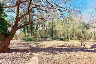 1924 Peters Rd, Tucker, GA 30084 - Photo 7