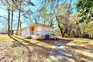 1924 Peters Rd, Tucker, GA 30084 - Photo 3