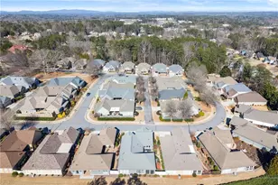 257 Somerset Cir, Woodstock, GA 30189 - Photo 57