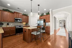 257 Somerset Cir, Woodstock, GA 30189 - Photo 15