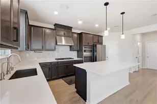 8820 Shipton Cir, Ball Ground, GA 30107 - Photo 5