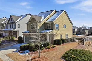 6535 Crosscreek Ln, Flowery Branch, GA 30542 - Photo 3