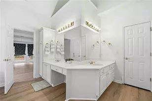 5425 Brookeridge Cir, Dunwoody, GA 30338 - Photo 25